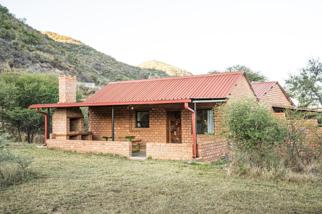 Otavi Vineyards Self-Catering & Camping Kültér fotó