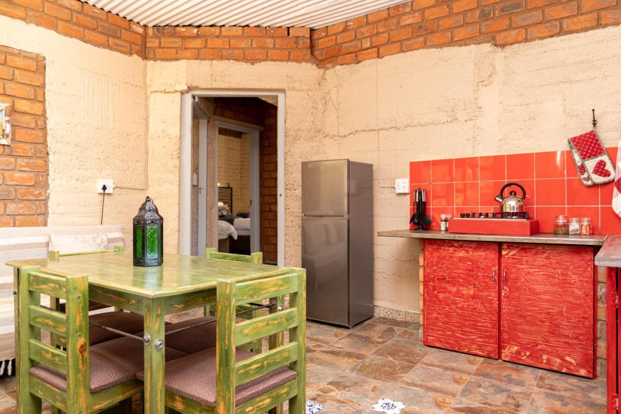Otavi Vineyards Self-Catering & Camping Kültér fotó