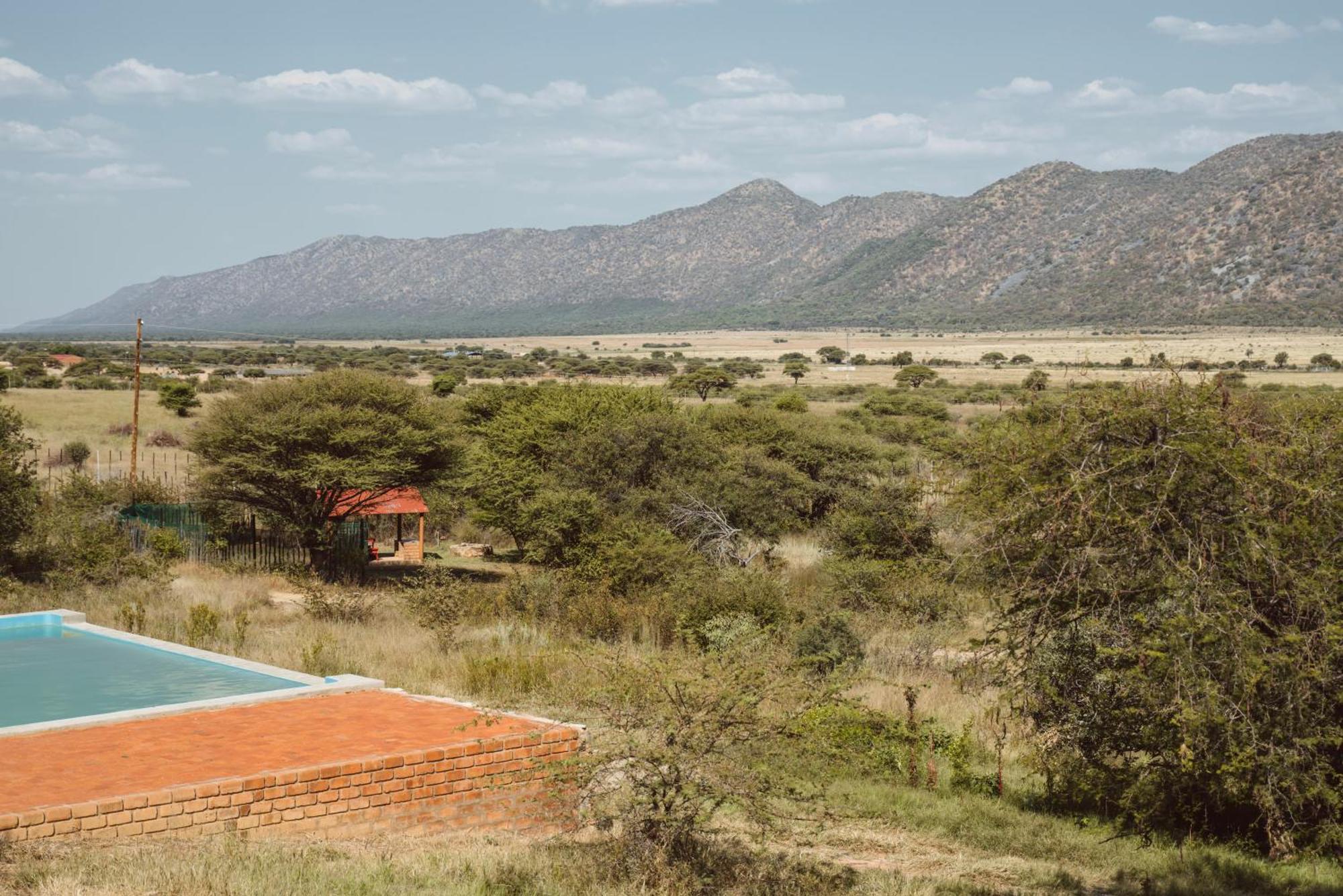 Otavi Vineyards Self-Catering & Camping Kültér fotó